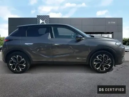 Photo 5 DS DS 3  Crossback E-Tense Louvre