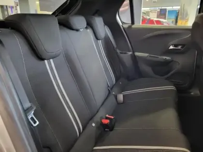 Photo 11 Opel Corsa Gén. VI Ph2 GS 5