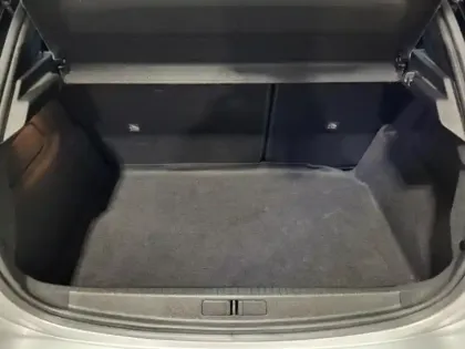 Photo 12 Opel Corsa Gén. VI Ph2 GS 5