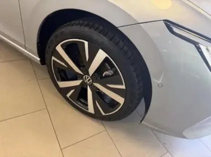 Photo 12 Volkswagen Golf  1.5 TSI EVO2 116ch VW Edition