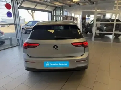 Photo 6 Volkswagen Golf  1.5 TSI EVO2 116ch VW Edition