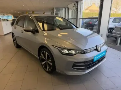 Photo 11 Volkswagen Golf  1.5 TSI EVO2 116ch VW Edition