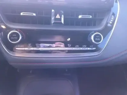 Photo 9 Toyota Corolla  Touring Spt 184h Collection