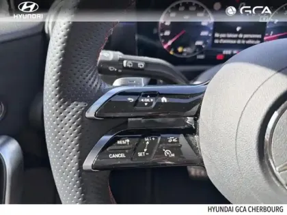 Photo 9 Mercedes Classe A  180 136ch AMG Line 7G-DCT