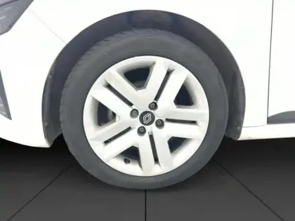 Photo 10 Renault Clio  1.5 Blue dCi 100ch Business 21N