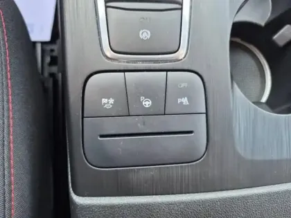 Photo 11 Ford Kuga  2.5 Duratec 190ch FHEV ST-Line Business BVA