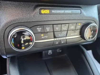 Photo 12 Ford Kuga  2.5 Duratec 190ch FHEV ST-Line Business BVA