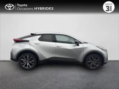Photo 8 Toyota C-HR  2.0 Hybride Rechargeable 225ch Design NG23