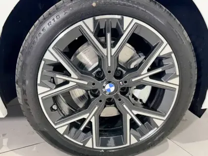 Photo 10 BMW Serie 1 Gén. IV (F70) Ph1 M Sport Design 5