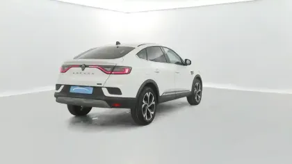 Photo 33 Renault Arkana  E-Tech 145 - 23