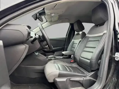 Photo 10 Citroën C4 Gén. III Ph1 Shine 5