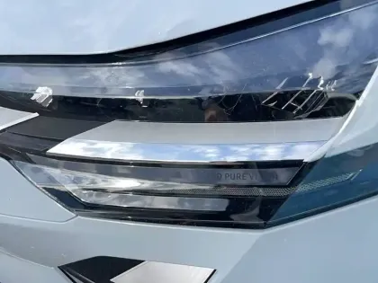 Photo 20 Renault Captur  E-Tech full hybrid 145 ch