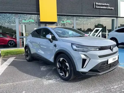 Photo 5 Renault Captur  E-Tech full hybrid 145 ch