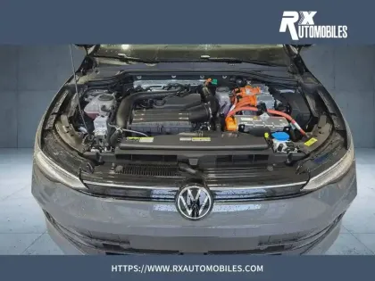 Photo 15 Volkswagen Golf Gén. VIII Ph2 VW Edition 5