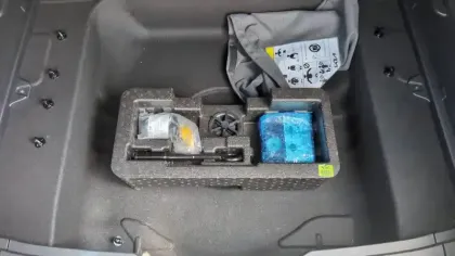 Photo 8 Kia Niro  1.6 GDi 129 ch HEV DCT6