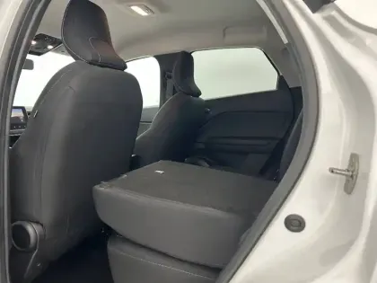 Photo 38 Renault Captur  E-Tech full hybrid 145