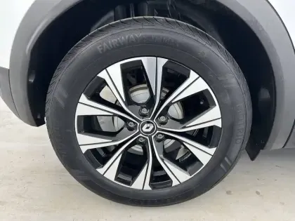 Photo 30 Renault Captur  E-Tech full hybrid 145