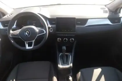 Photo 8 Renault Captur  E-Tech full hybrid 145