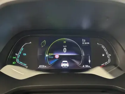 Photo 25 Renault Captur  E-Tech full hybrid 145