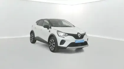 Photo 16 Renault Captur  E-Tech full hybrid 145