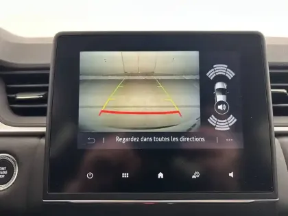 Photo 32 Renault Captur  E-Tech full hybrid 145