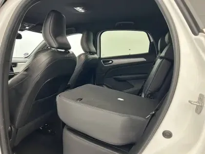Photo 37 Renault Arkana  E-Tech 145 - 23