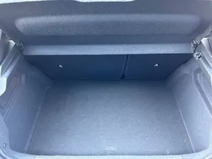 Photo 9 Peugeot 208  Electrique 50 kWh 136ch