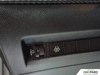 Photo 21 Peugeot 208  PureTech 100 S&S EAT8