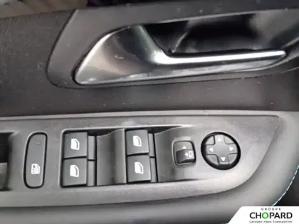 Photo 8 Peugeot 208  PureTech 100 S&S EAT8