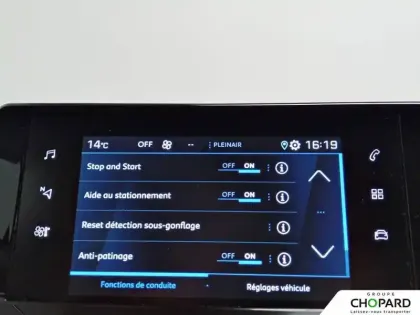 Photo 14 Peugeot 208  PureTech 100 S&S EAT8