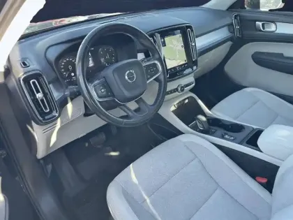 Photo 16 Volvo Xc40 Gén. I Ph1 Momentum 5