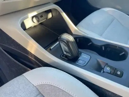 Photo 49 Volvo Xc40  D3 AdBlue 150 ch Geartronic 8