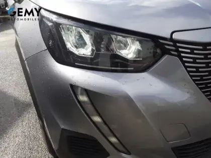 Photo 23 Peugeot 2008  Electrique 136 ch