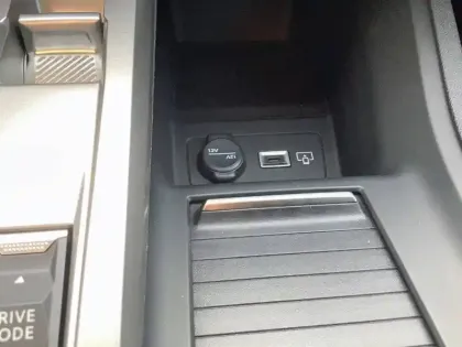 Photo 20 Peugeot 308  Hybrid 145 e-DCS6