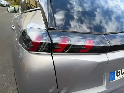 Photo 36 Peugeot 2008 Gén. II Ph1 NG Allure 5