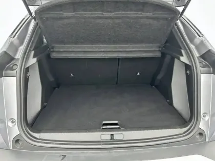 Photo 85 Peugeot 2008  PureTech 100 S&S BVM6