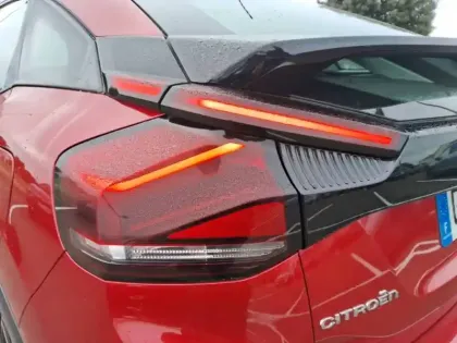 Photo 49 Citroën C4 e- 136 ch Automatique