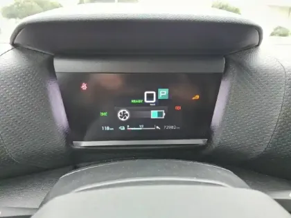 Photo 9 Citroën C4 e- 136 ch Automatique