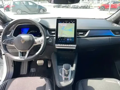 Photo 6 Renault Symbioz  E-Tech full hybrid 145