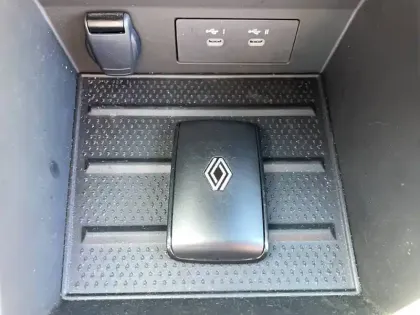 Photo 20 Renault Symbioz  E-Tech full hybrid 145