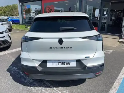 Photo 22 Renault Symbioz  E-Tech full hybrid 145