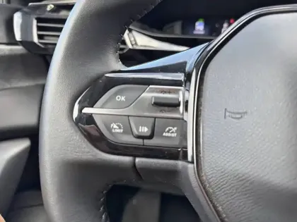 Photo 19 Peugeot 308  PureTech 130ch S&S EAT8