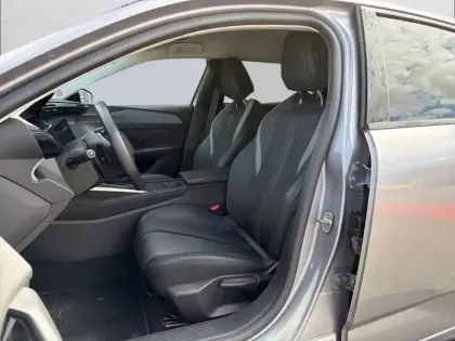 Photo 32 Peugeot 308 Gén. III Ph1 Allure 5