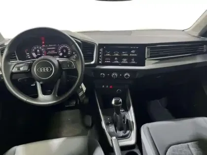 Photo 7 Audi A1 35 TFSI 150 ch S tronic 7 Advanced 2