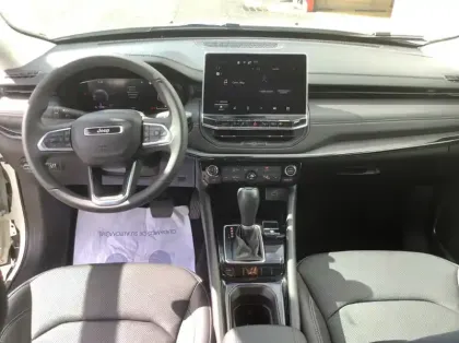 Photo 12 Jeep Compass 1.5 Turbo T4 130 ch BVR7 e-Hybrid Summit