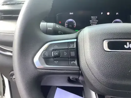 Photo 19 Jeep Compass 1.5 Turbo T4 130 ch BVR7 e-Hybrid Summit