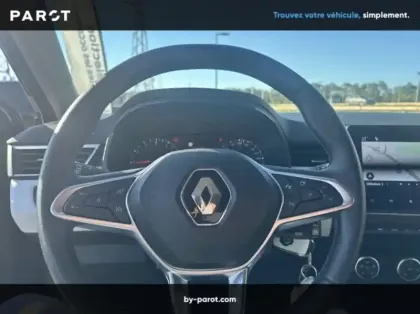 Photo 32 Renault Clio Gén. V (BJA) Ph2 Evolution 5