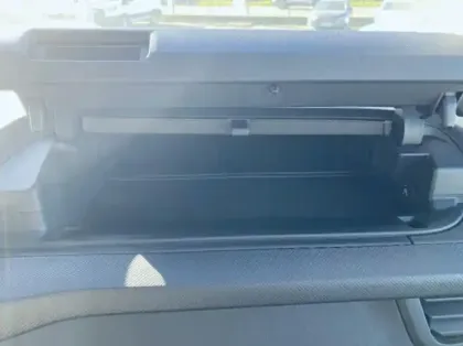 Photo 11 Ford Custom Gén. II Ph1 Trend 1