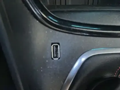 Photo 21 Ford Puma 1.0 Flexifuel 125ch S&S mHEV ST-Line