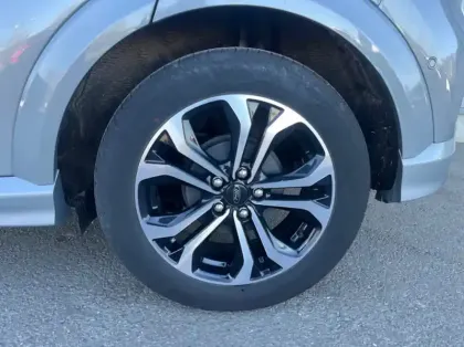 Photo 13 Ford Puma 1.0 Flexifuel 125ch S&S mHEV ST-Line